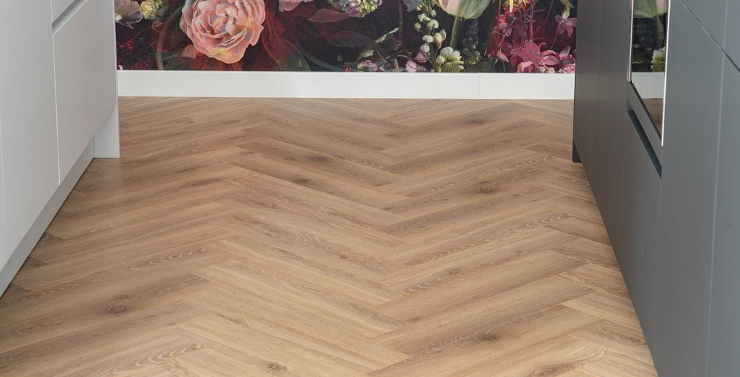 Laminaat plank vervangen? Handig 10 stappenplan, tips en tricks! Solza.nl