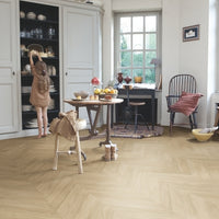 Quick-Step Impressive patterns IPA4160 - Chevron medium eik - Hongaarse punt / kasteelvloer