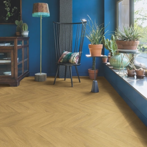 Quick-Step Impressive patterns IPA4161 Chevron chêne naturel - Parquet de château Hungarian Point