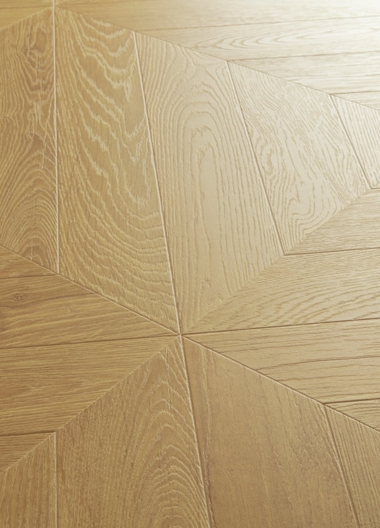 Quick-Step Impressive patterns IPA4161 Chevron chêne naturel - Parquet de château Hungarian Point