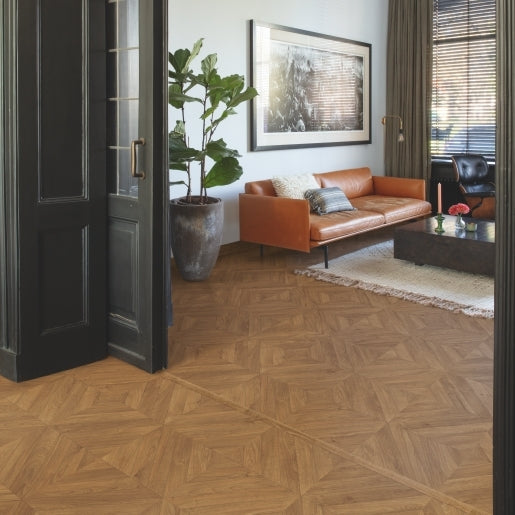 Quick-Step Impressive patterns IPA4162 - Chevron chêne brun - Parquet de château en point de Hongrie