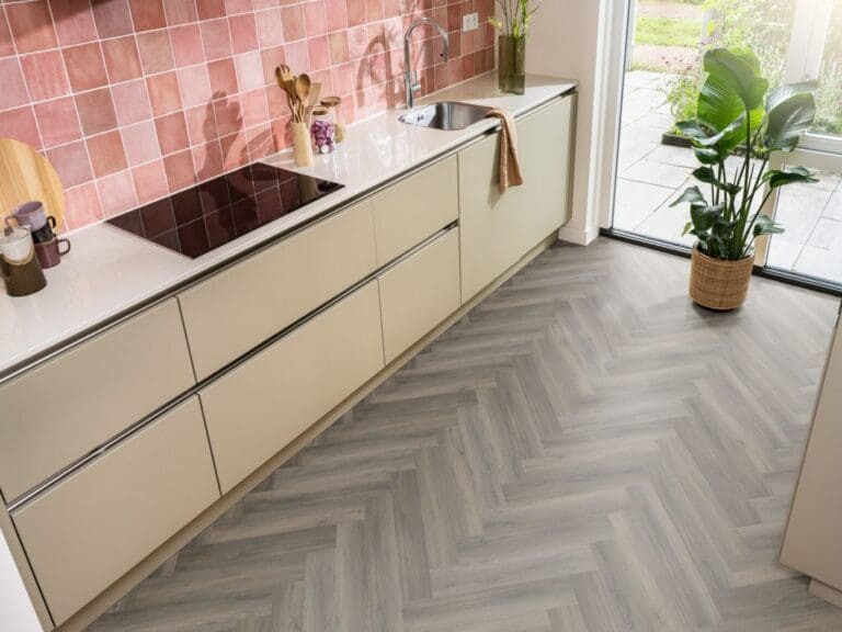 Ambiant Spigato Avanto Dark Grey Plak PVC - Solza.nl