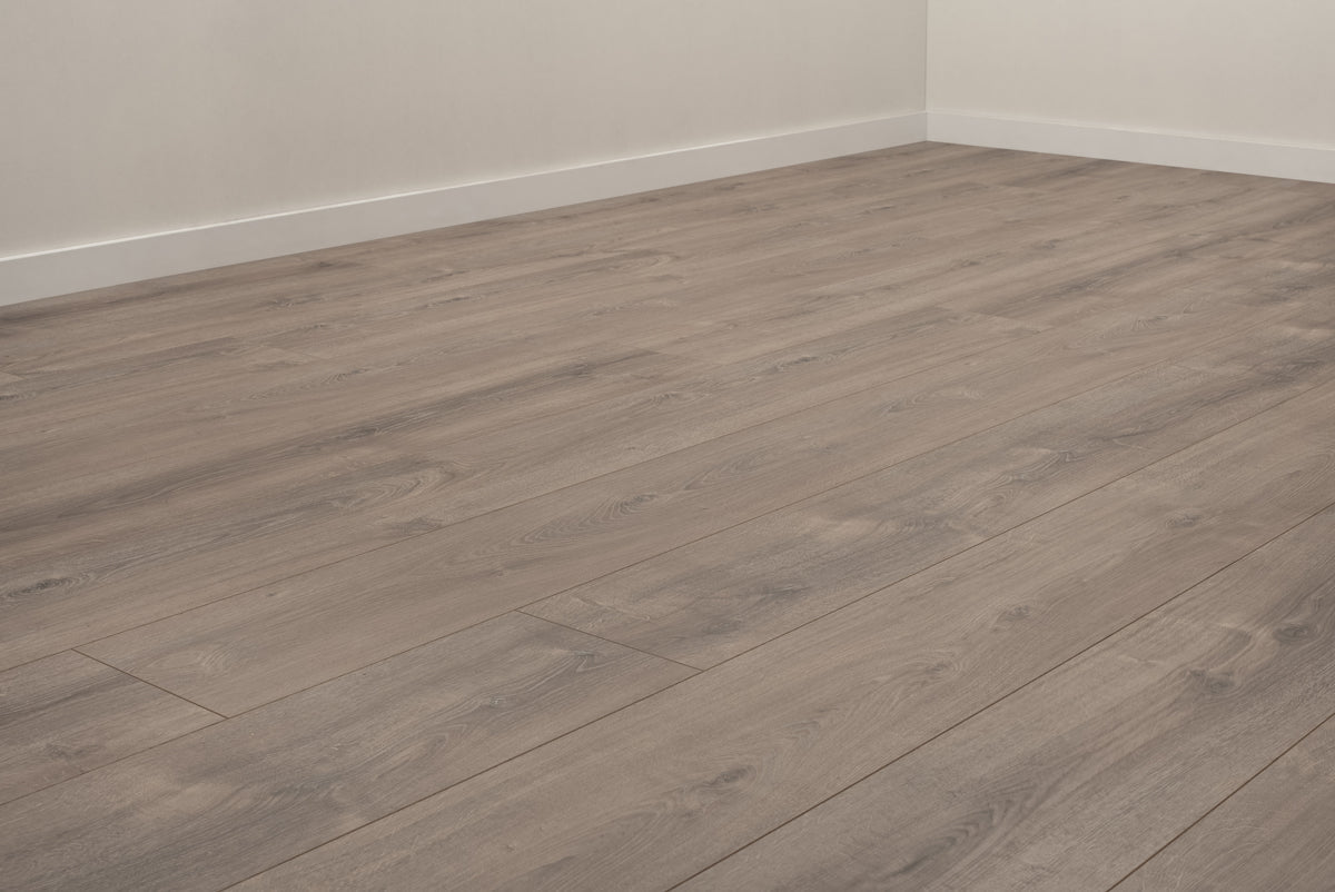Floer Smoked White Hybrid Laminate Authentic FLR-1707
