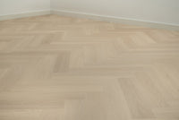 Floer Beige Eiken Visgraat Click PVC FLR - 3931 - Solza.nl