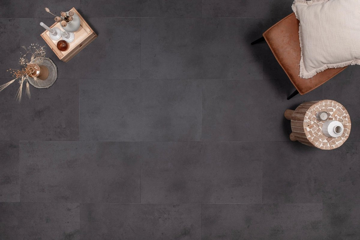 Floer Betonlook Zwart Tegel PVC MEGAMAT FLR - 3610 - Solza.nl