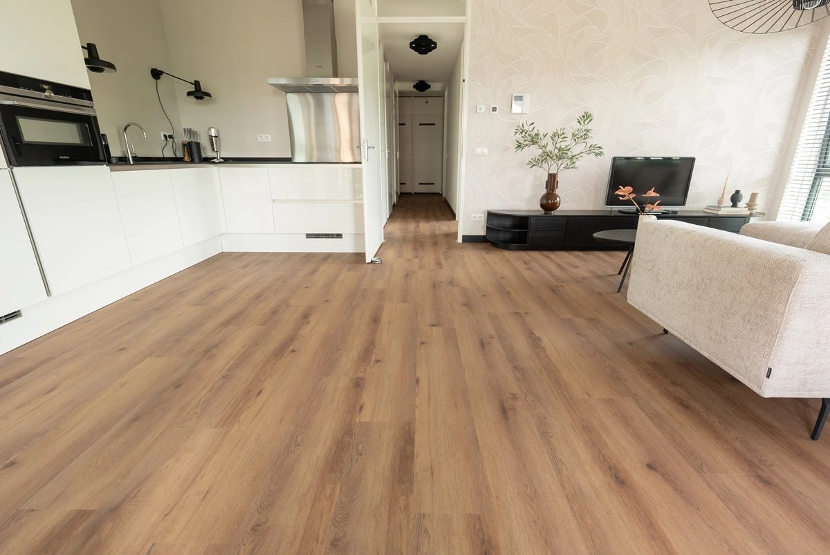 Floer Nootdorp Nootbruin Eiken FLR - 3046 - Dorpen Plak PVC - MEGAMAT - Solza.nl