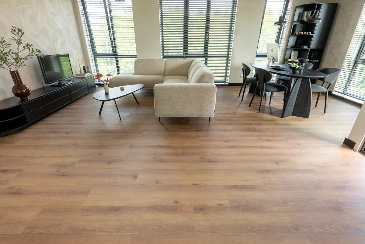Floer Nootdorp Nootbruin Eiken FLR - 3046 - Dorpen Plak PVC - MEGAMAT - Solza.nl