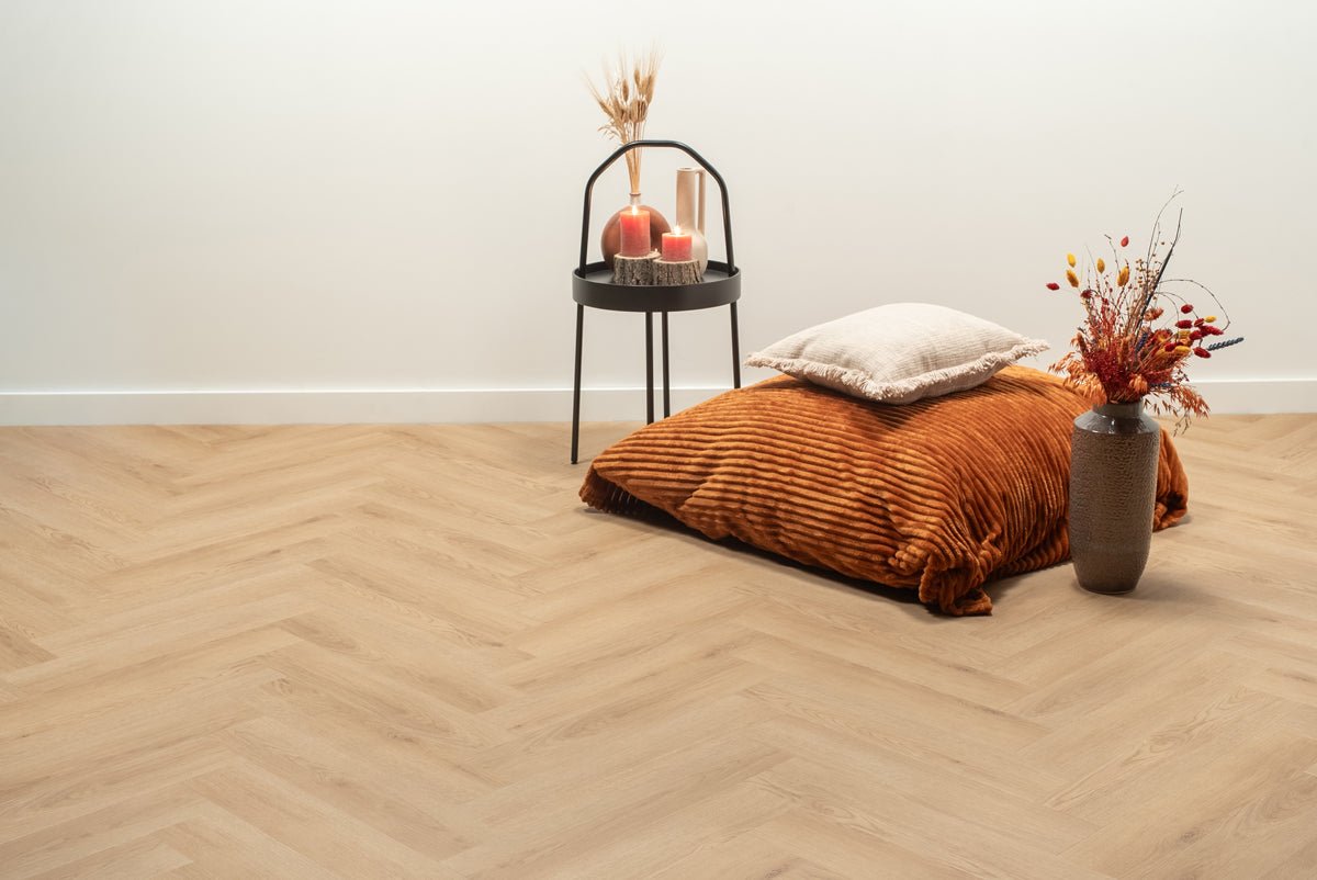 Floer Herringbone PVC Natural Oak FLR-3513 MEGAMAT - Bryde Brown Herringbone
