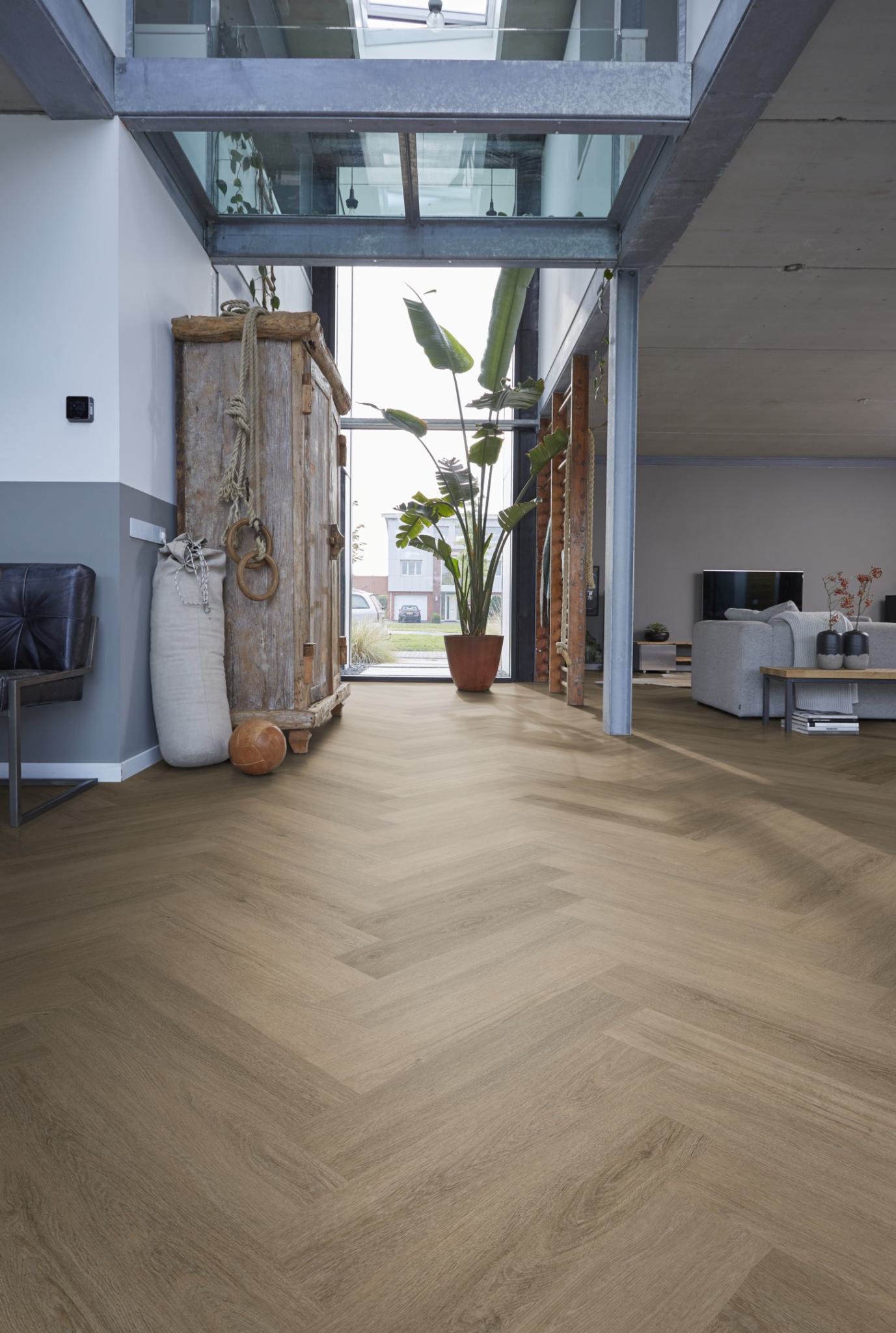 Floorlife YUP Sutton Smoky Herringbone Dryback PVC - 9030150519 - Solza.nl