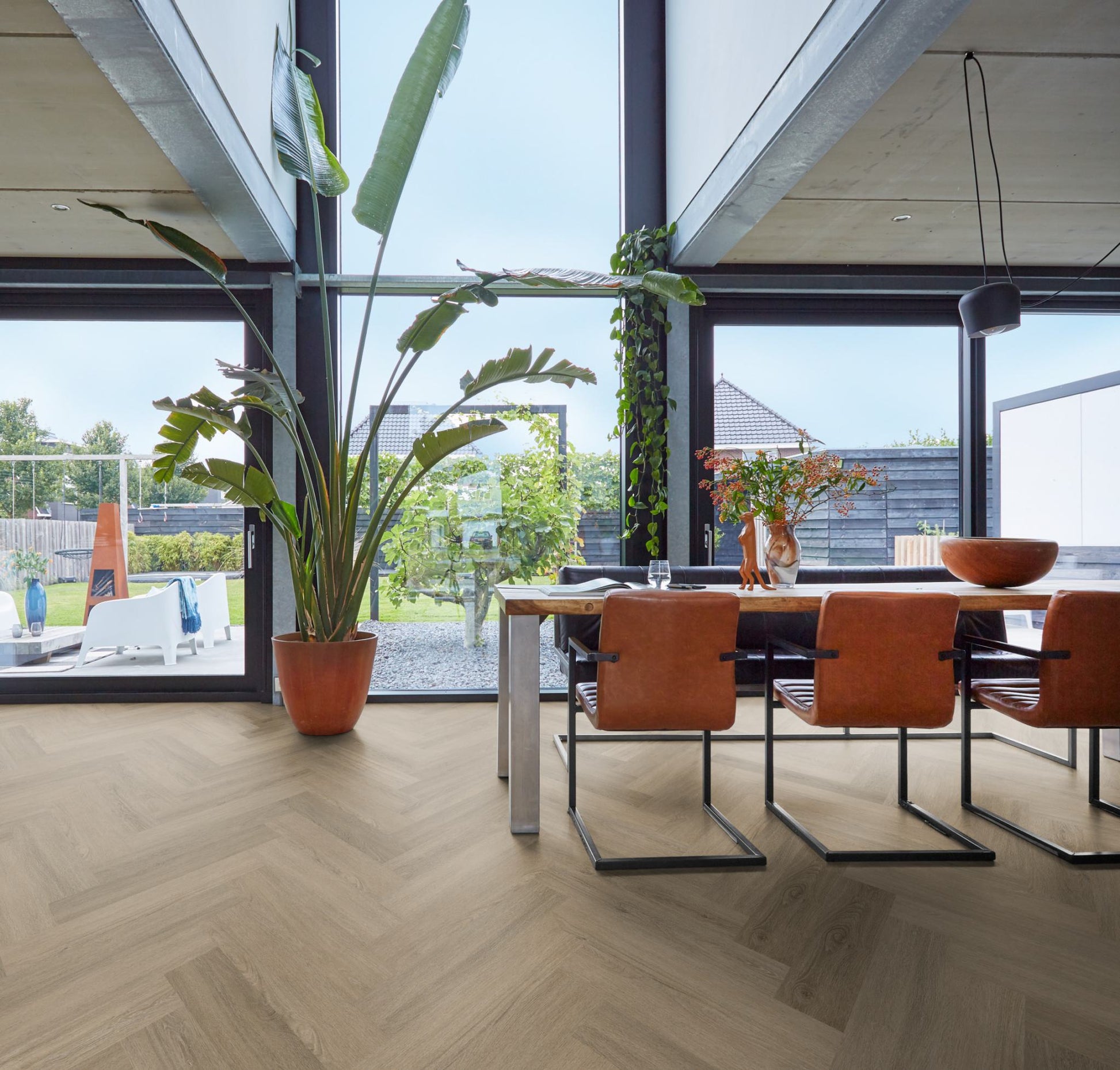 Floorlife YUP Sutton Smoky Herringbone Dryback PVC - 9030150519 - Solza.nl