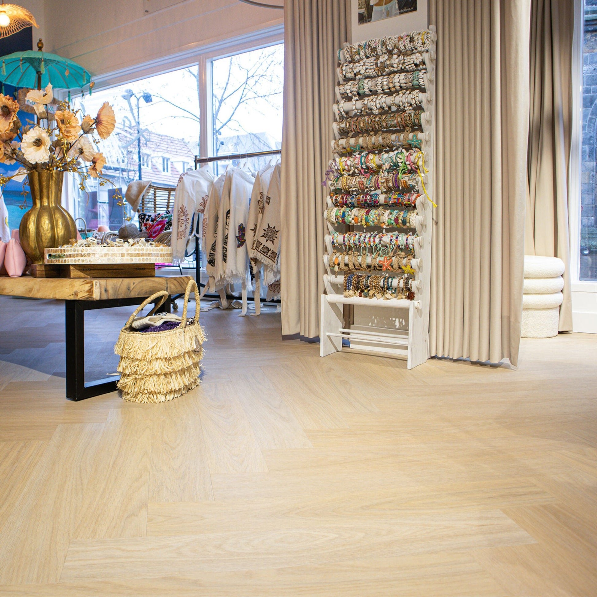 Vivafloors Bologna - Eiken 7810 - Walvisgraat Plak PVC - Solza.nl