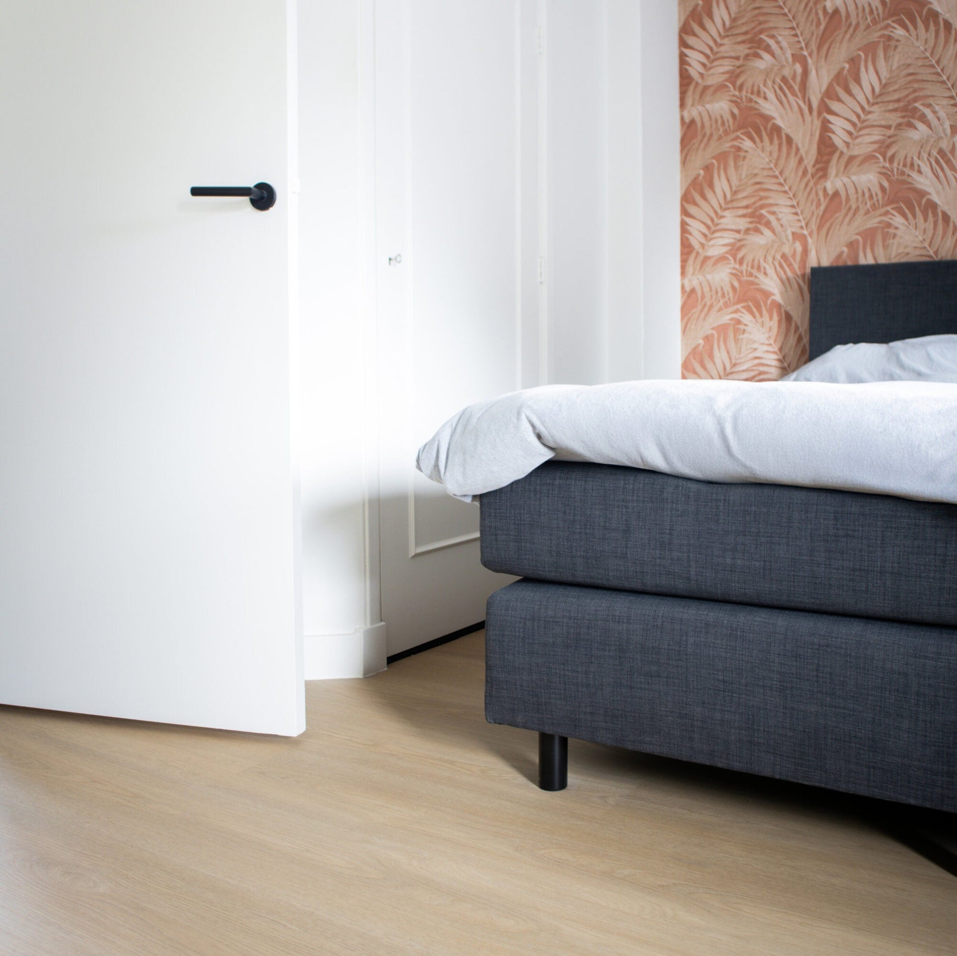 Vivafloors Bordeaux - Eiken 8540 - Rechte Stroken Click PVC
