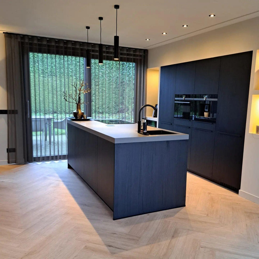 Vivafloors Luxor - Eiken 7210 - Visgraat Plak PVC - Solza.nl