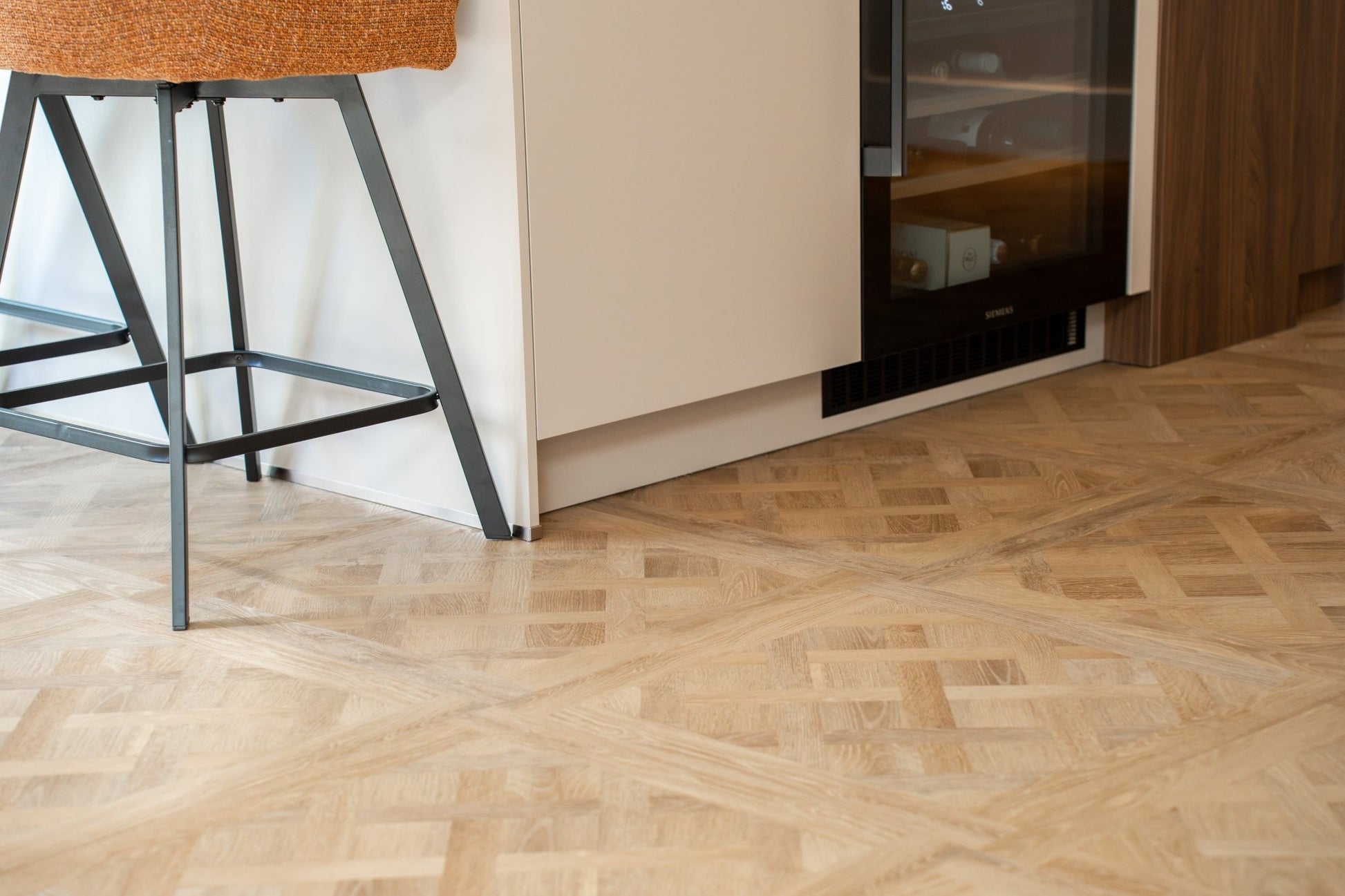 vtwonen Royal Sun Kissed Dryback Plak PVC - Kasteelvloer / Versailles tegels 61x61 cm - Solza.nl