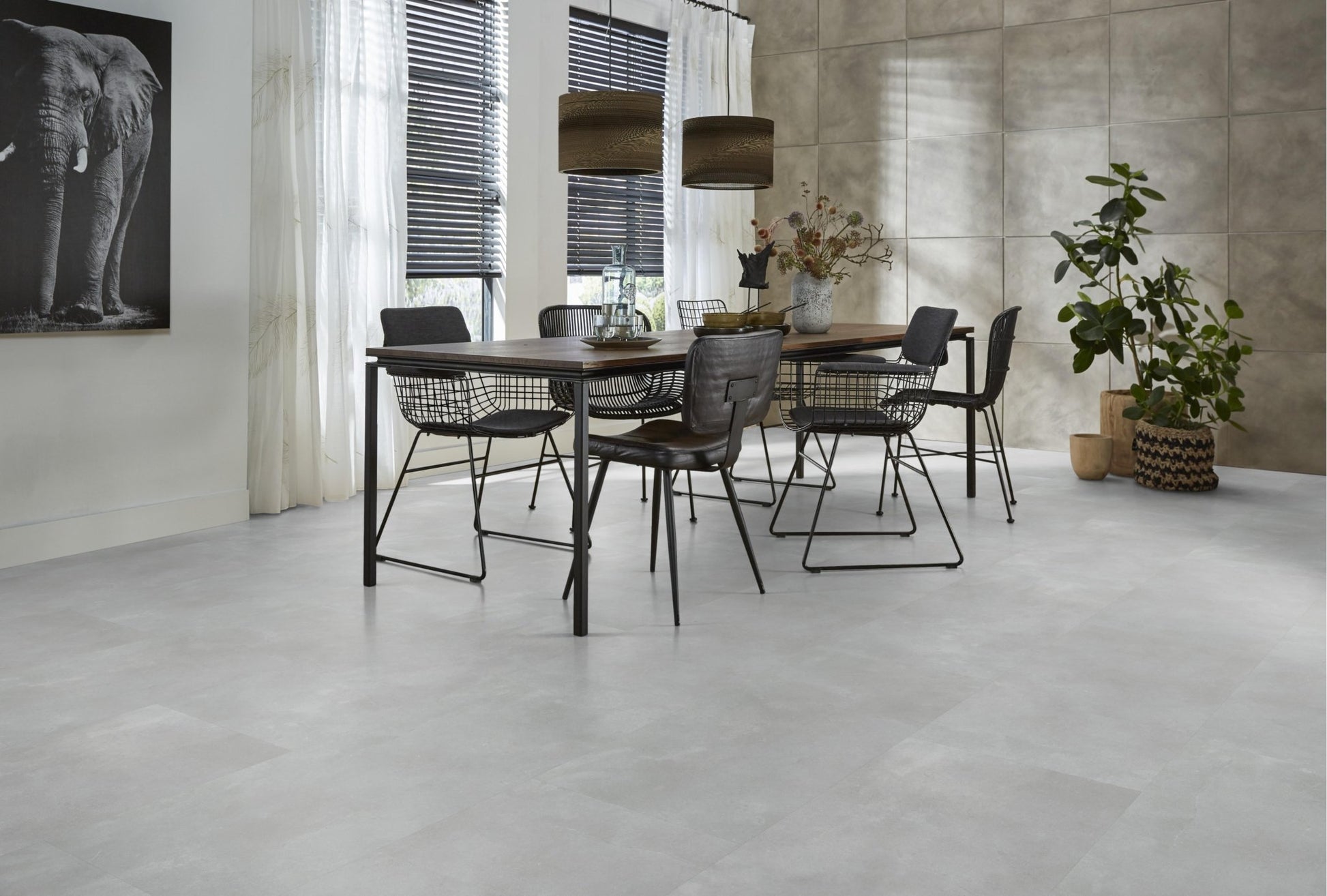 Floorlife Click PVC Tegel Ealing Light Grey 7413 SRC - Betonlook 91x45.50 cm - Solza.nl