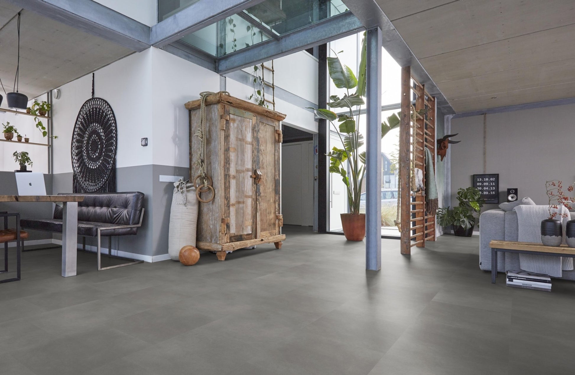 Floorlife Click PVC Tegel Peckham Light Grey 1980 SRC - Betonvloer look 60 x 60 cm - Solza.nl