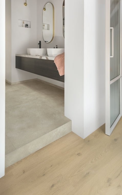 Quick-Step Blush SGTC20308 Cemento warm beige - Vierkante tegel plak PVC - Solza.nl