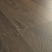 Quick-Step Fuse SGMPC20330 Linen oak dark brown - 22,86 x 150 cm - Solza.nl