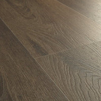 Quick-Step Fuse SGMPC20330 Linen oak dark brown - 22,86 x 150 cm - Solza.nl